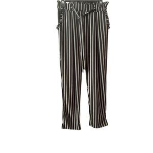Harper Black and White Striped Cropped Pants Size Large